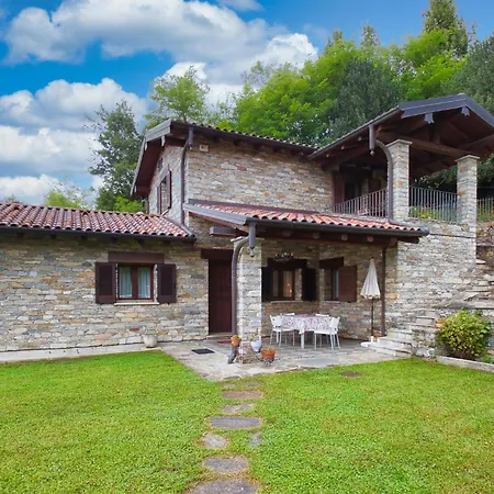 2 Bedroom Stunning In Luino